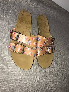 Blowfish Floral Strap Buckle Sandals 9